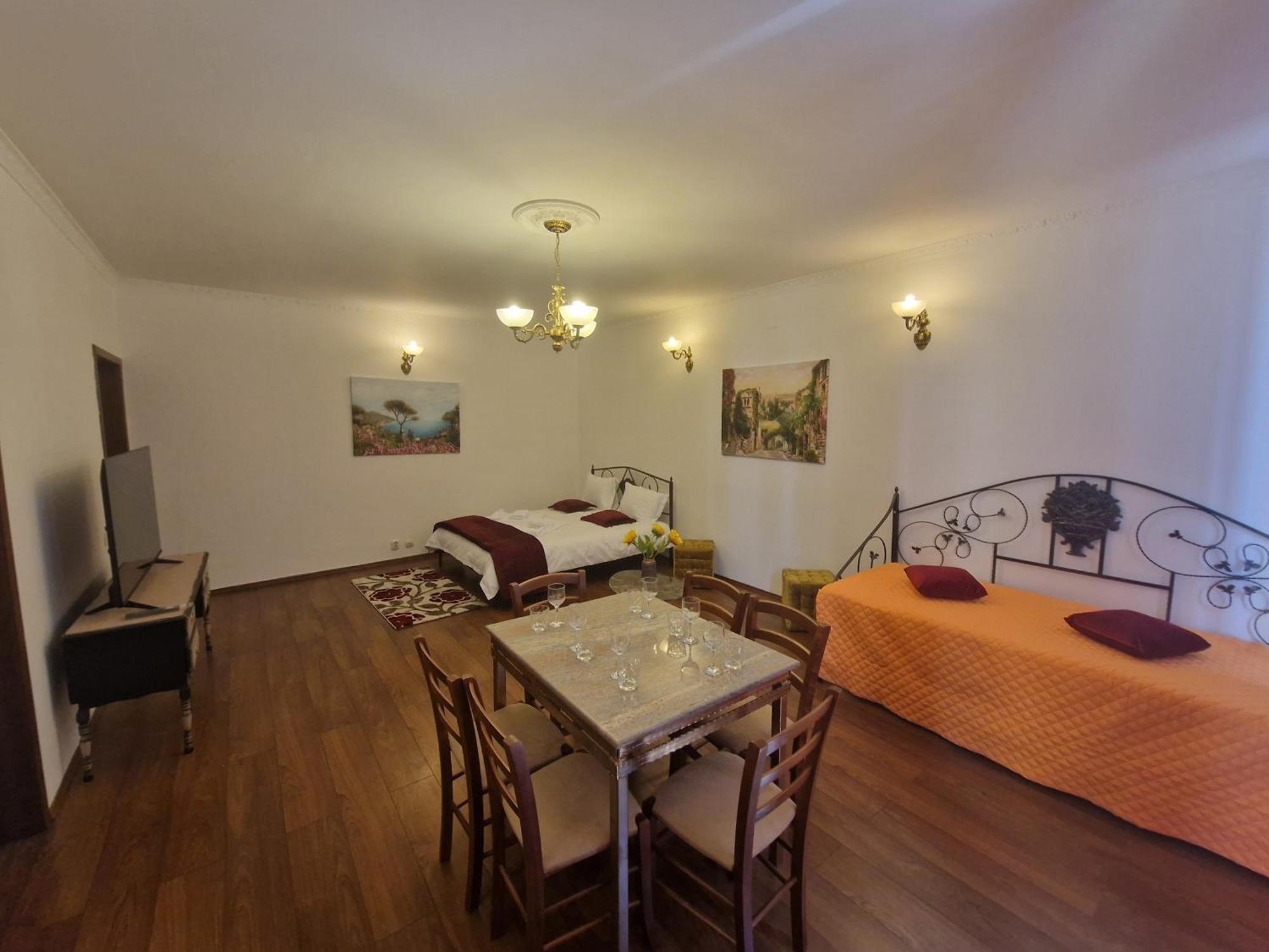 5* Royal House Near Unirii Square Villa Клуж-Напока Екстериор снимка