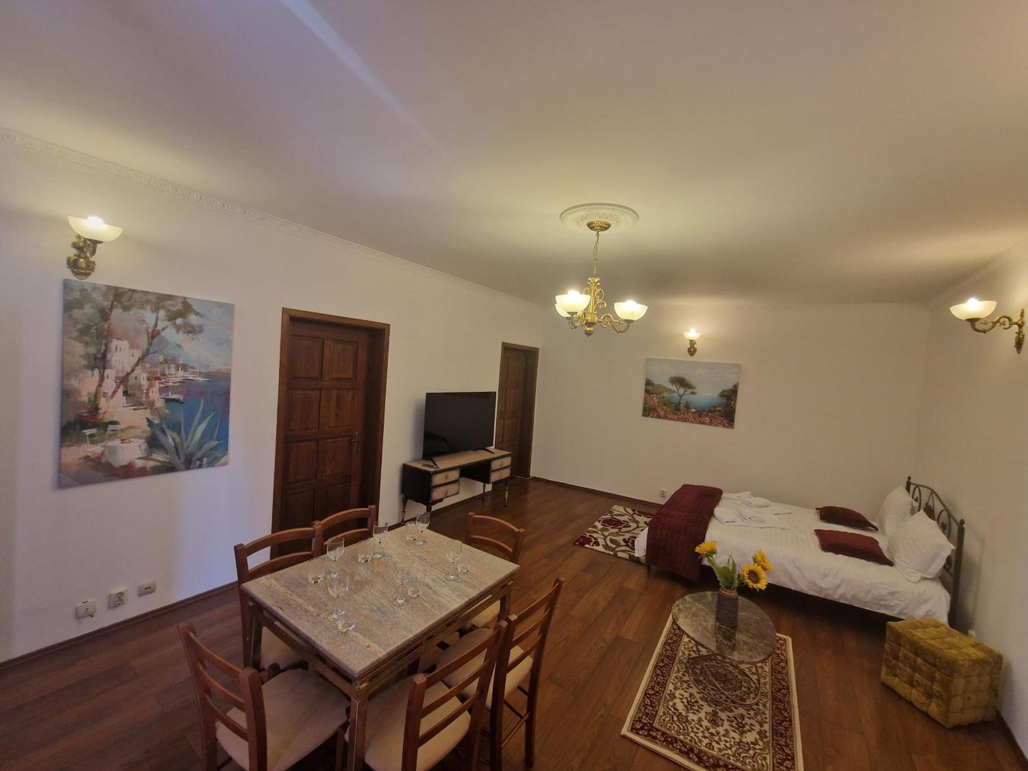 5* Royal House Near Unirii Square Villa Клуж-Напока Екстериор снимка