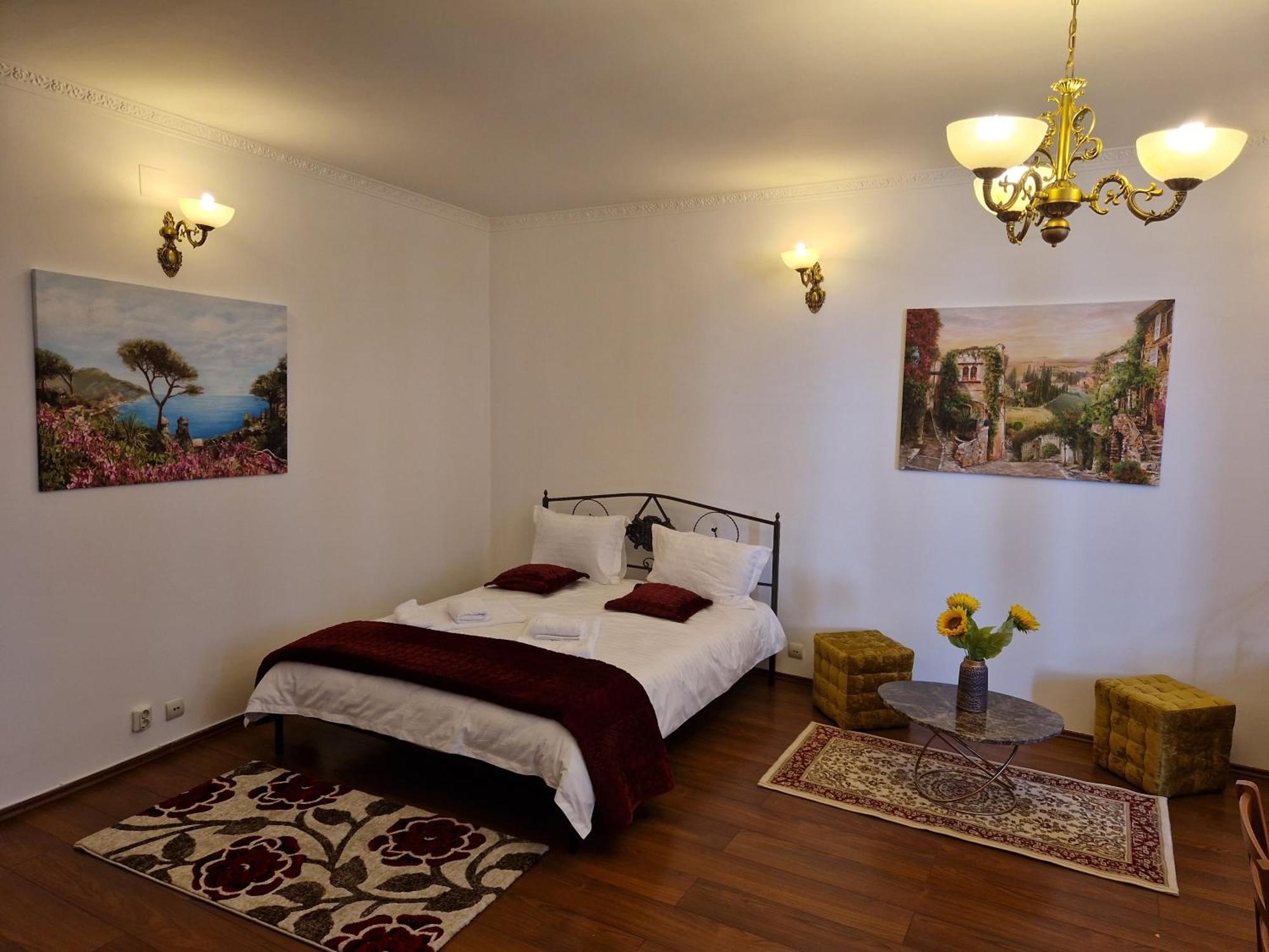 5* Royal House Near Unirii Square Villa Клуж-Напока Екстериор снимка