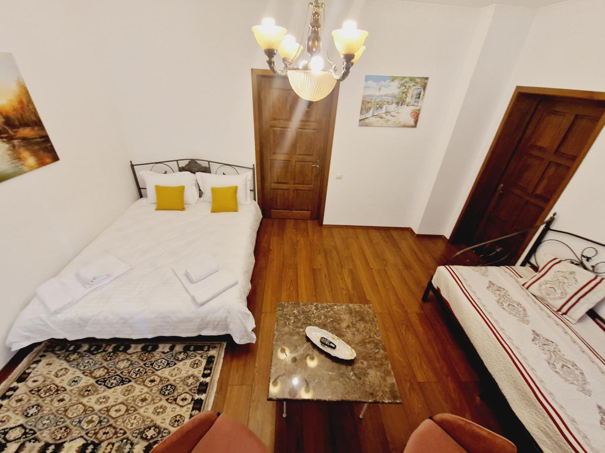 5* Royal House Near Unirii Square Villa Клуж-Напока Екстериор снимка